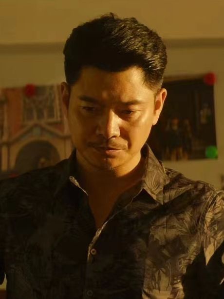 薛則(當代電影《西裝暴徒》中的角色) 薛則(當代電影《西裝暴徒》中的角色)