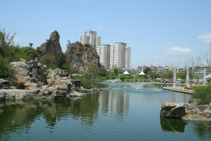 繡山公園
