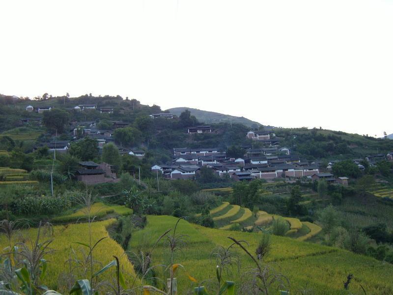 六滿庫村 六滿庫村