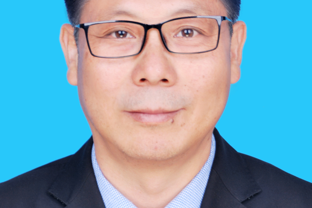楊臣(江蘇省現代農業綜合開發示範區管委會副主任) 楊臣(江蘇省現代農業綜合開發示範區管委會副主任)
