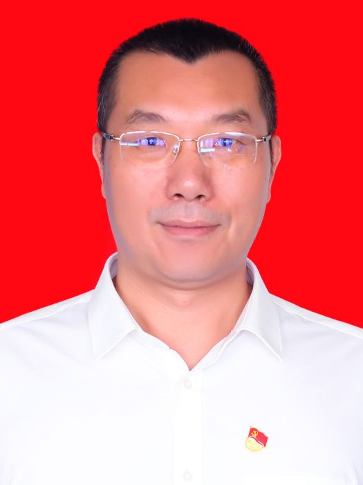 陳曉峰(江西省豐城市人力資源和社會保障局黨組成員) 陳曉峰(江西省豐城市人力資源和社會保障局黨組成員)