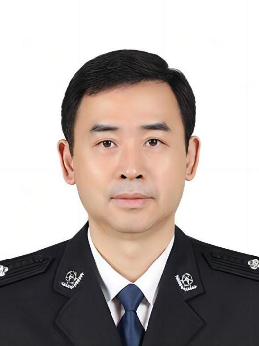 曾愛龍 曾愛龍