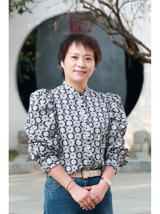 徐雲飛(南京市鐘英中學校長) 徐雲飛(南京市鐘英中學校長)