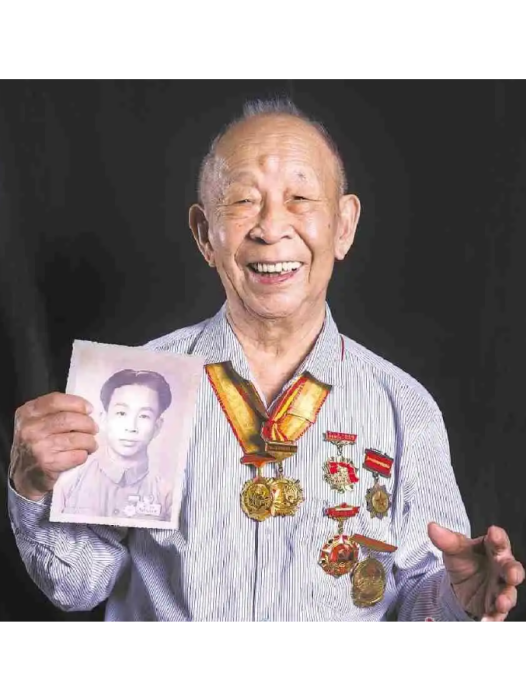 蔡華(抗戰老戰士) 蔡華(抗戰老戰士)