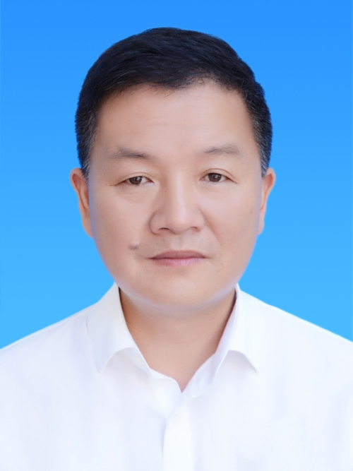 林輝(溫州市蒼南縣農業農村局黨組成員、總農藝師) 林輝(溫州市蒼南縣農業農村局黨組成員、總農藝師)