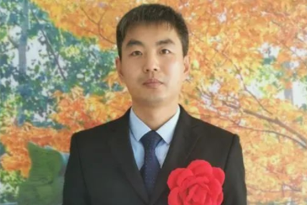 孟鵬飛(中國鐵路物資哈爾濱物流公司綜合管理部部長) 孟鵬飛(中國鐵路物資哈爾濱物流公司綜合管理部部長)