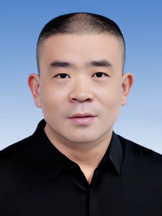 譚雙劍 譚雙劍