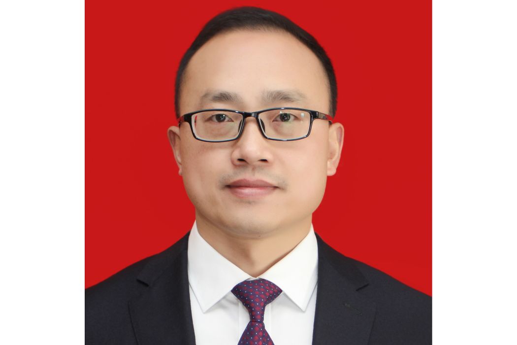 苟文彬(四川省綿陽實驗高級中學校長) 苟文彬(四川省綿陽實驗高級中學校長)