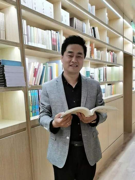 于海軍(中國書畫收藏家協會會員) 于海軍(中國書畫收藏家協會會員)