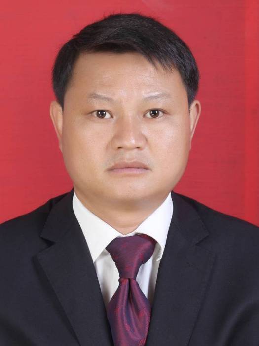 周穎(貴州省黔西南州貞豐縣龍場鎮黨委副書記、龍場鎮人民政府鎮長) 周穎(貴州省黔西南州貞豐縣龍場鎮黨委副書記、龍場鎮人民政府鎮長)