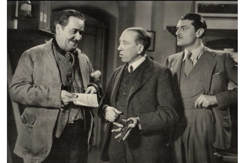 The Frog(美國1937年Jack Raymond執導的電影) The Frog(美國1937年Jack Raymond執導的電影)
