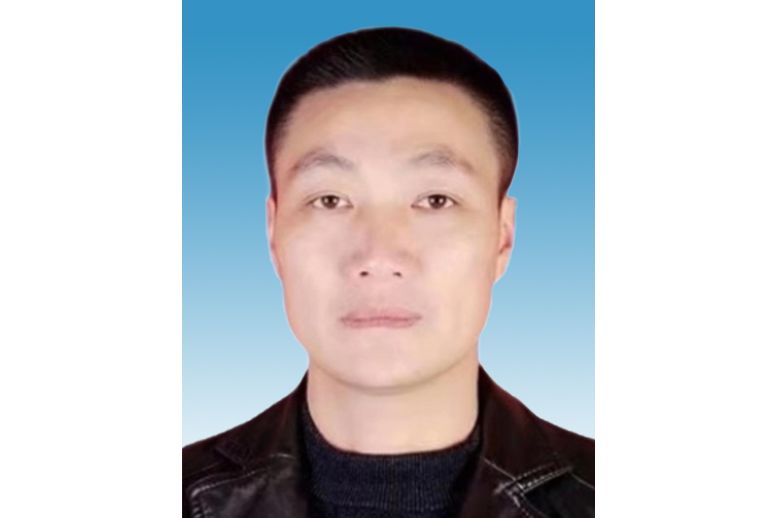 黃其明(福建省第十四屆人民代表大會代表、建甌市萬源筍竹專業合作社理事長) 黃其明(福建省第十四屆人民代表大會代表、建甌市萬源筍竹專業合作社理事長)