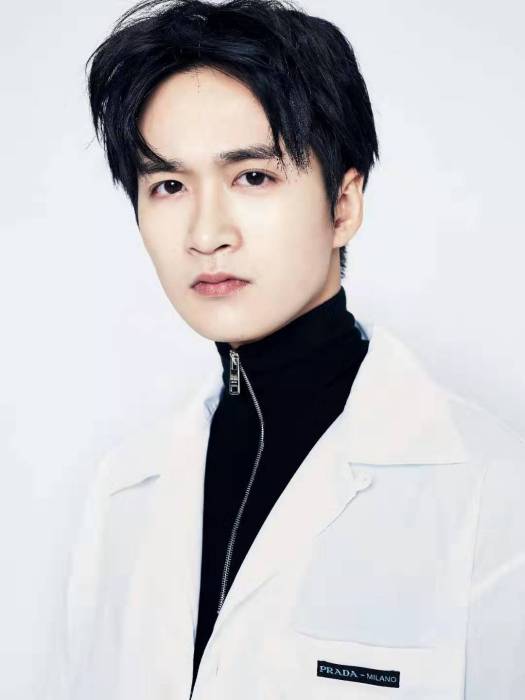 周昊天(中國內地男演員) 周昊天(中國內地男演員)