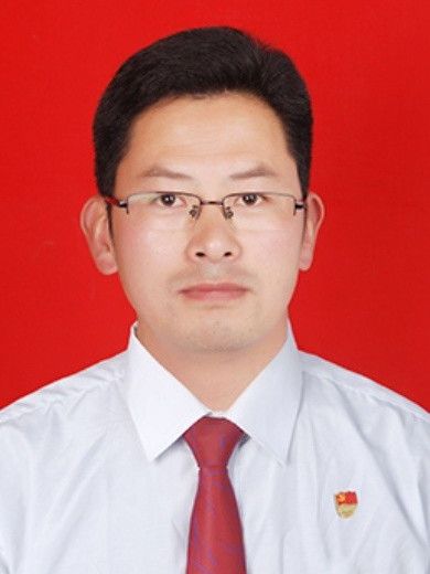 牟興倫(水富市委常委、市紀委書記、市監委主任) 牟興倫(水富市委常委、市紀委書記、市監委主任)