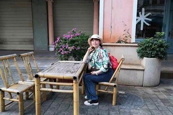 張曉輝(西安翻譯學院教師) 張曉輝(西安翻譯學院教師)