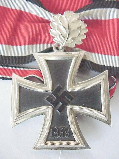 銀橡葉騎士鐵十字勳章