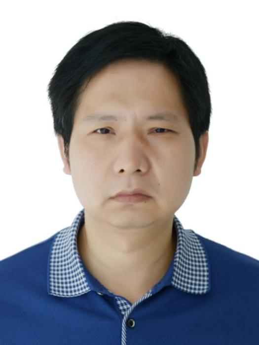 傅建文(江西省九江市產業升級促進中心黨組書記、主任) 傅建文(江西省九江市產業升級促進中心黨組書記、主任)