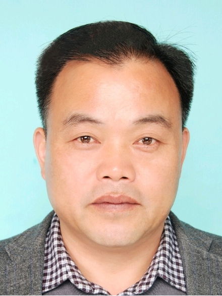 王國榮(桐廬縣醫療保障局黨組書記、局長、三級調研員) 王國榮(桐廬縣醫療保障局黨組書記、局長、三級調研員)