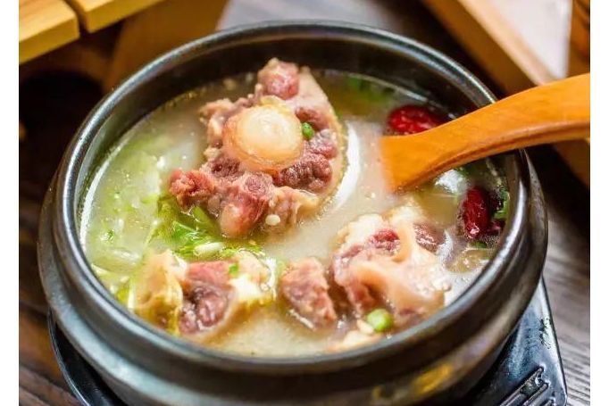 牛尾豆藕湯 牛尾豆藕湯