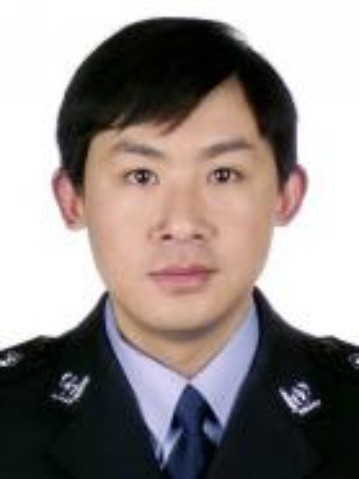 周曉(吉州分局黨委委員、指揮中心主任、二級警長) 周曉(吉州分局黨委委員、指揮中心主任、二級警長)