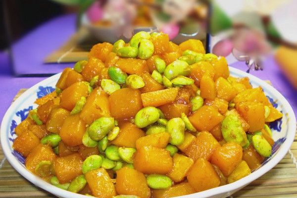 毛豆煮南瓜 毛豆煮南瓜