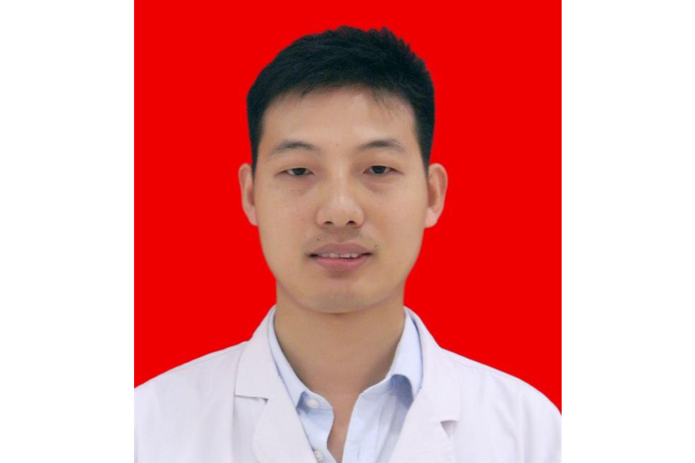 范偉(江西中醫藥大學附屬醫院副主任中醫師) 范偉(江西中醫藥大學附屬醫院副主任中醫師)