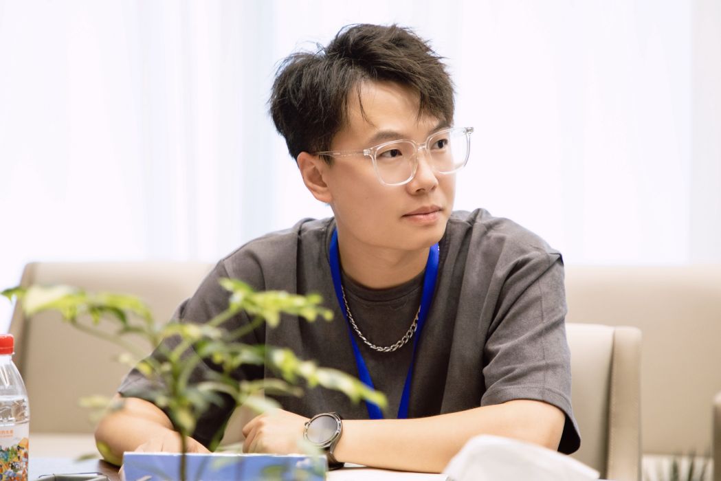 盧旭慶 盧旭慶