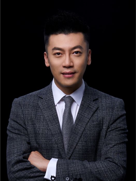 常雷(中國內地主持人) 常雷(中國內地主持人)