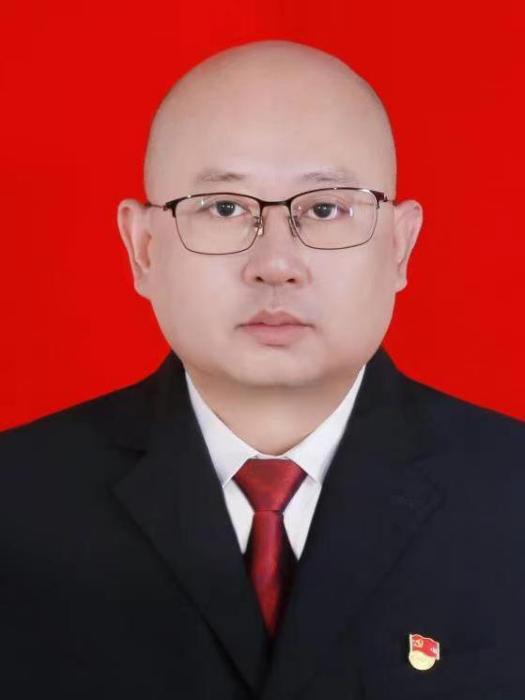 李文龍(四川省宜賓市興文縣委常委、縣紀委書記、縣監委主任) 李文龍(四川省宜賓市興文縣委常委、縣紀委書記、縣監委主任)