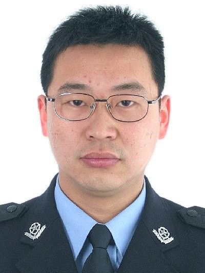 鄭磊(安徽省阜陽市阜南縣副縣長,縣公安局黨委書記、局長) 鄭磊(安徽省阜陽市阜南縣副縣長,縣公安局黨委書記、局長)