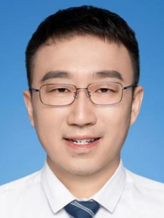 李尉 李尉