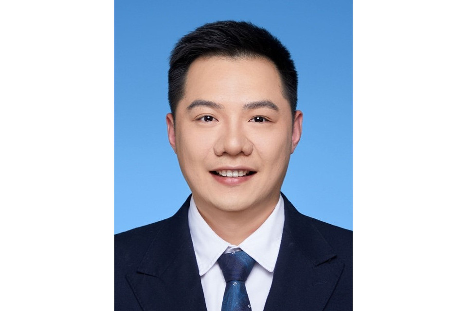 張超(中國人民大學信息學院教師)