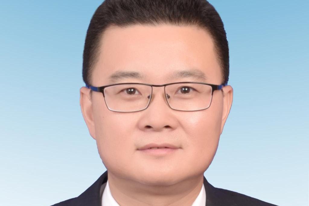 劉國棟(濟寧學院副院長、教授) 劉國棟(濟寧學院副院長、教授)
