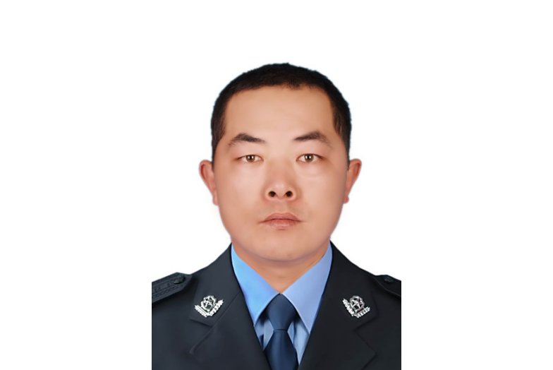 李世林(新疆維吾爾自治區喀什地區岳普湖縣公安局看守所民警) 李世林(新疆維吾爾自治區喀什地區岳普湖縣公安局看守所民警)