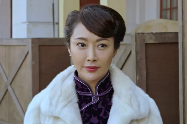 張權(抗戰劇《戰狼·戰狼》的角色) 張權(抗戰劇《戰狼·戰狼》的角色)
