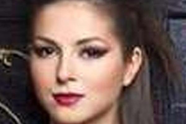 安娜·舒若希基娜(Anna Shurochkina) 安娜·舒若希基娜(Anna Shurochkina)