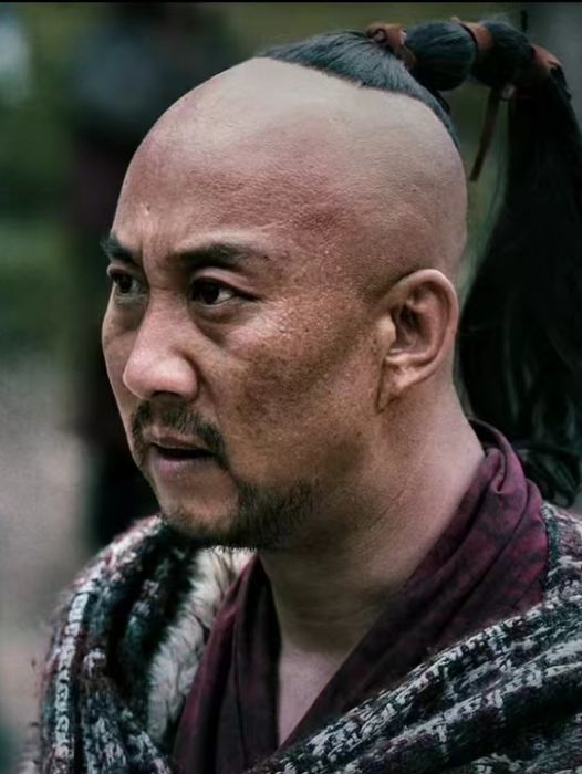 穆海(奇幻冒險電影《虎王·王者歸來》中的角色) 穆海(奇幻冒險電影《虎王·王者歸來》中的角色)