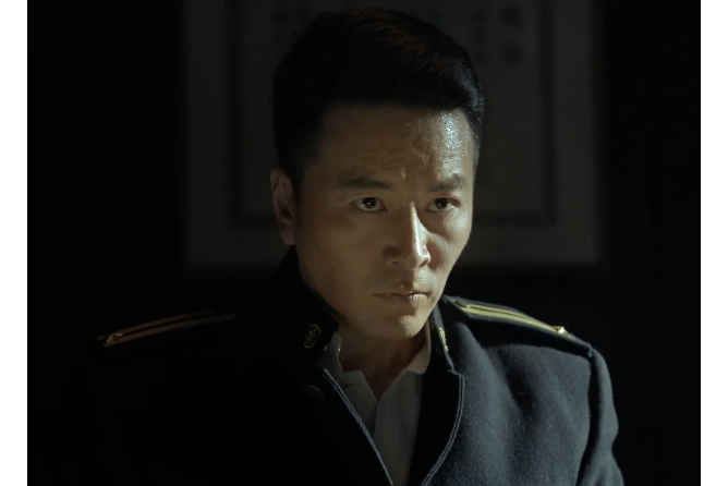 趙平(諜戰劇《黑土熱血》中的角色) 趙平(諜戰劇《黑土熱血》中的角色)