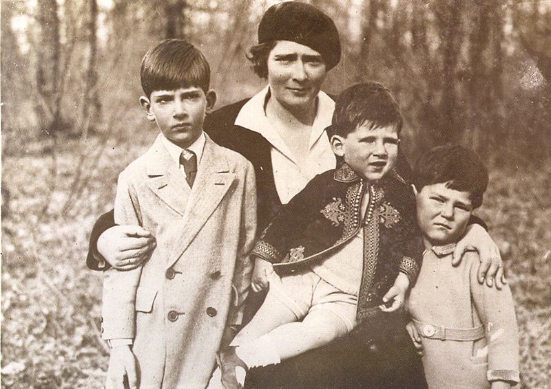 瑪麗亞和她的三個兒子