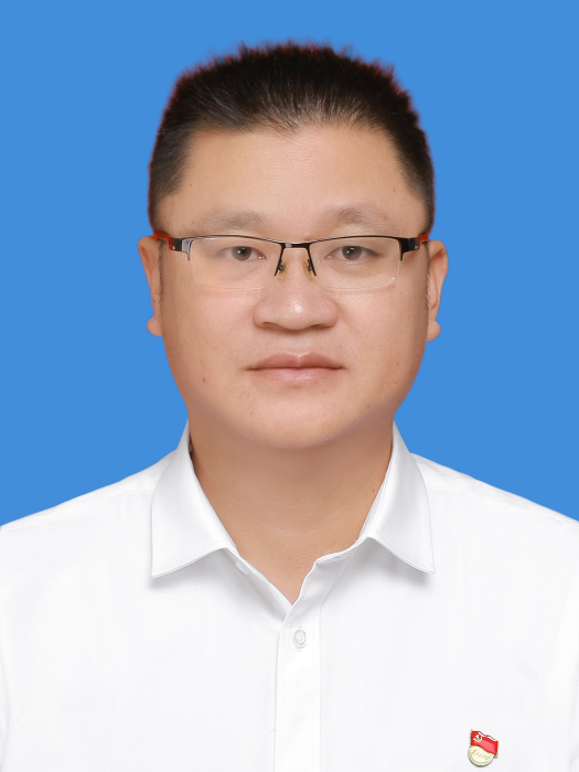 李盛林(雲南省玉溪市林業和草原局副局長) 李盛林(雲南省玉溪市林業和草原局副局長)