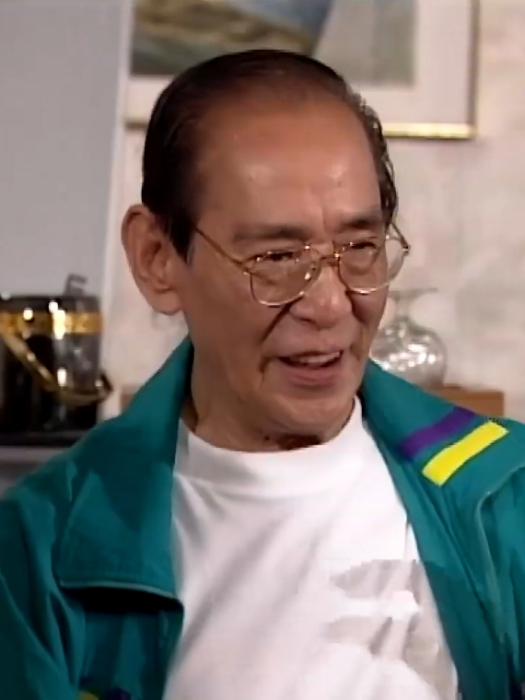徐堅(時裝商戰劇《天地男兒》中的角色) 徐堅(時裝商戰劇《天地男兒》中的角色)