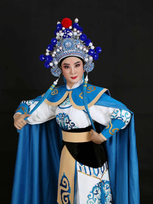 黃寶琪(廣東省百花潮劇院青年演員) 黃寶琪(廣東省百花潮劇院青年演員)