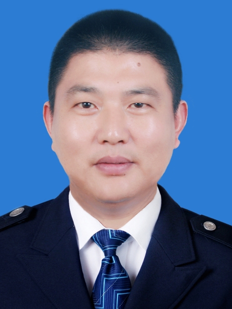 徐軍(浙江省寧波市生態環境局奉化分局黨組書記、局長) 徐軍(浙江省寧波市生態環境局奉化分局黨組書記、局長)