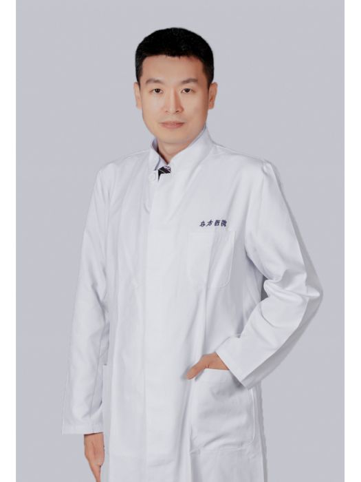 劉楊(同濟大學附屬東方醫院重症醫學科副主任醫師) 劉楊(同濟大學附屬東方醫院重症醫學科副主任醫師)