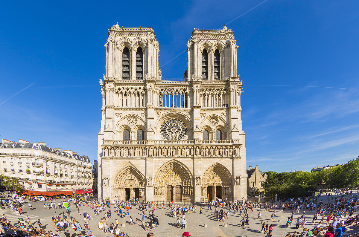 巴黎聖母院(法國巴黎著名地標、哥德式建築)