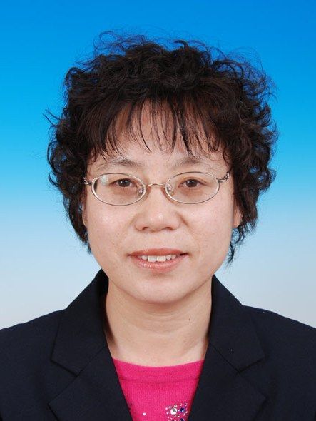 崔春梅(北京市密雲區統計局黨組成員、北京市密雲區經濟社會調查隊副隊長) 崔春梅(北京市密雲區統計局黨組成員、北京市密雲區經濟社會調查隊副隊長)