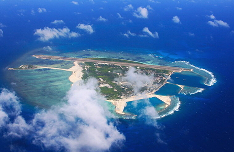 中國堅持通過談判解決中國與菲律賓在南海的有關爭議