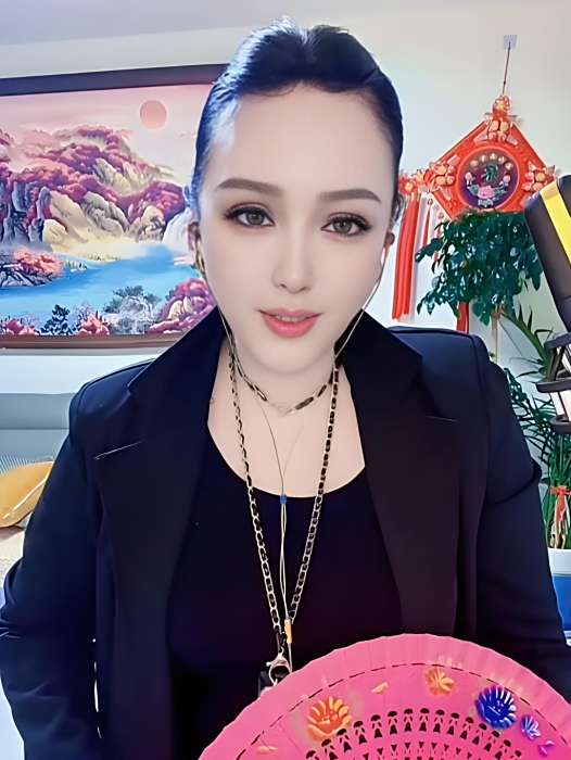 藝人張春艷 藝人張春艷