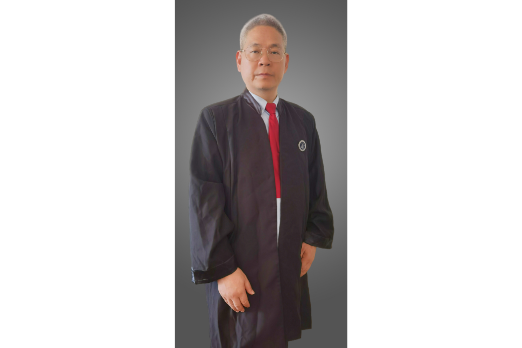 吳澤(四川華夏之光律師事務所律師) 吳澤(四川華夏之光律師事務所律師)