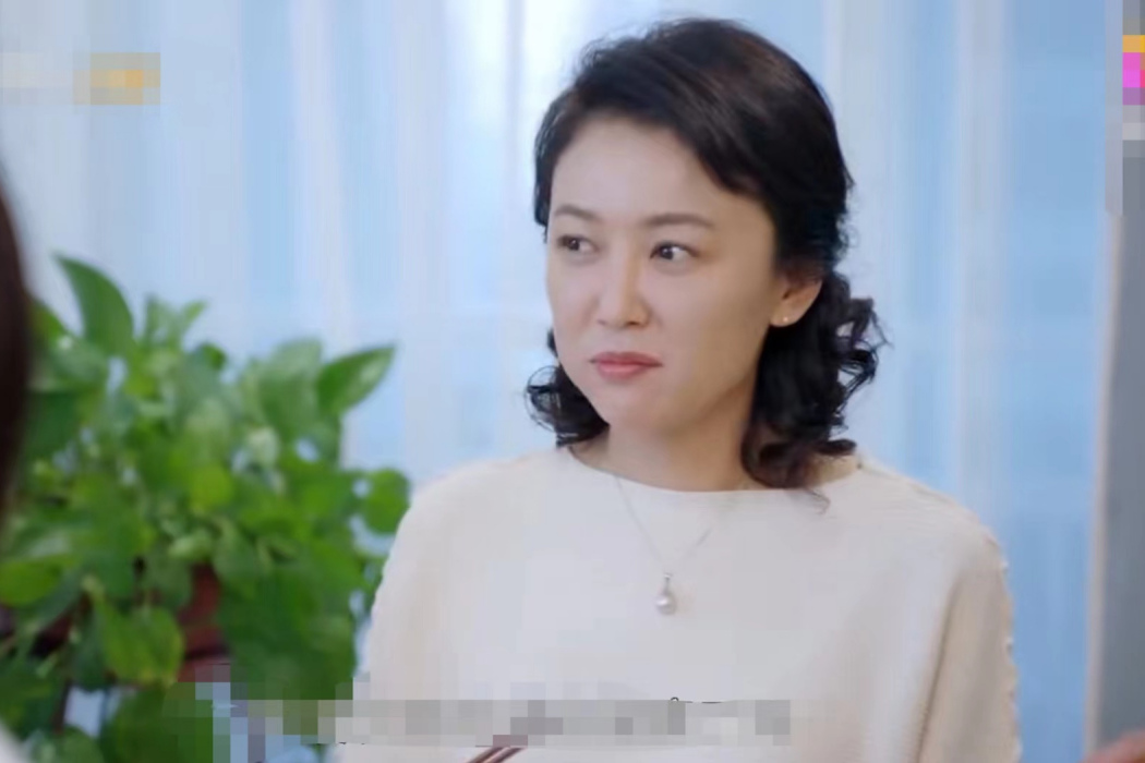 周曉梅(治癒情感劇《那時的我們》中的角色) 周曉梅(治癒情感劇《那時的我們》中的角色)
